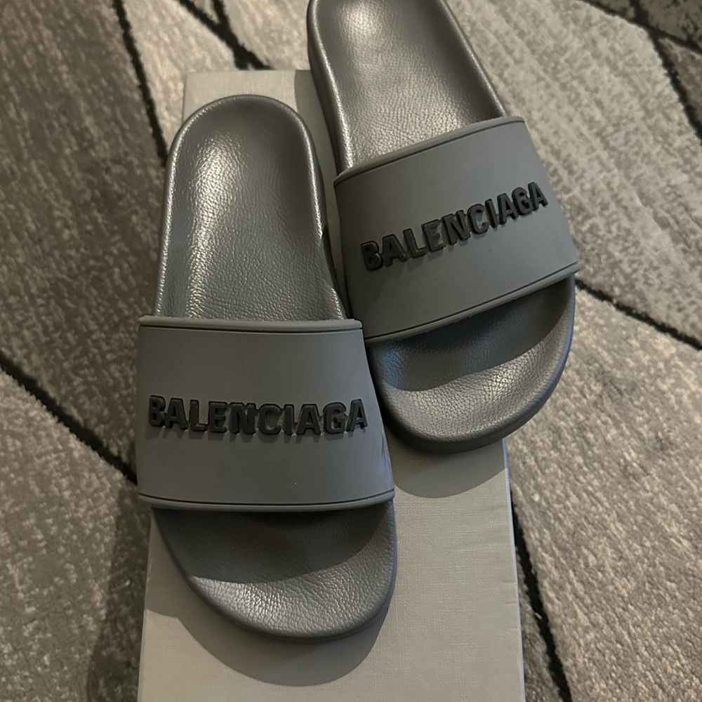 Balenciaga slides
